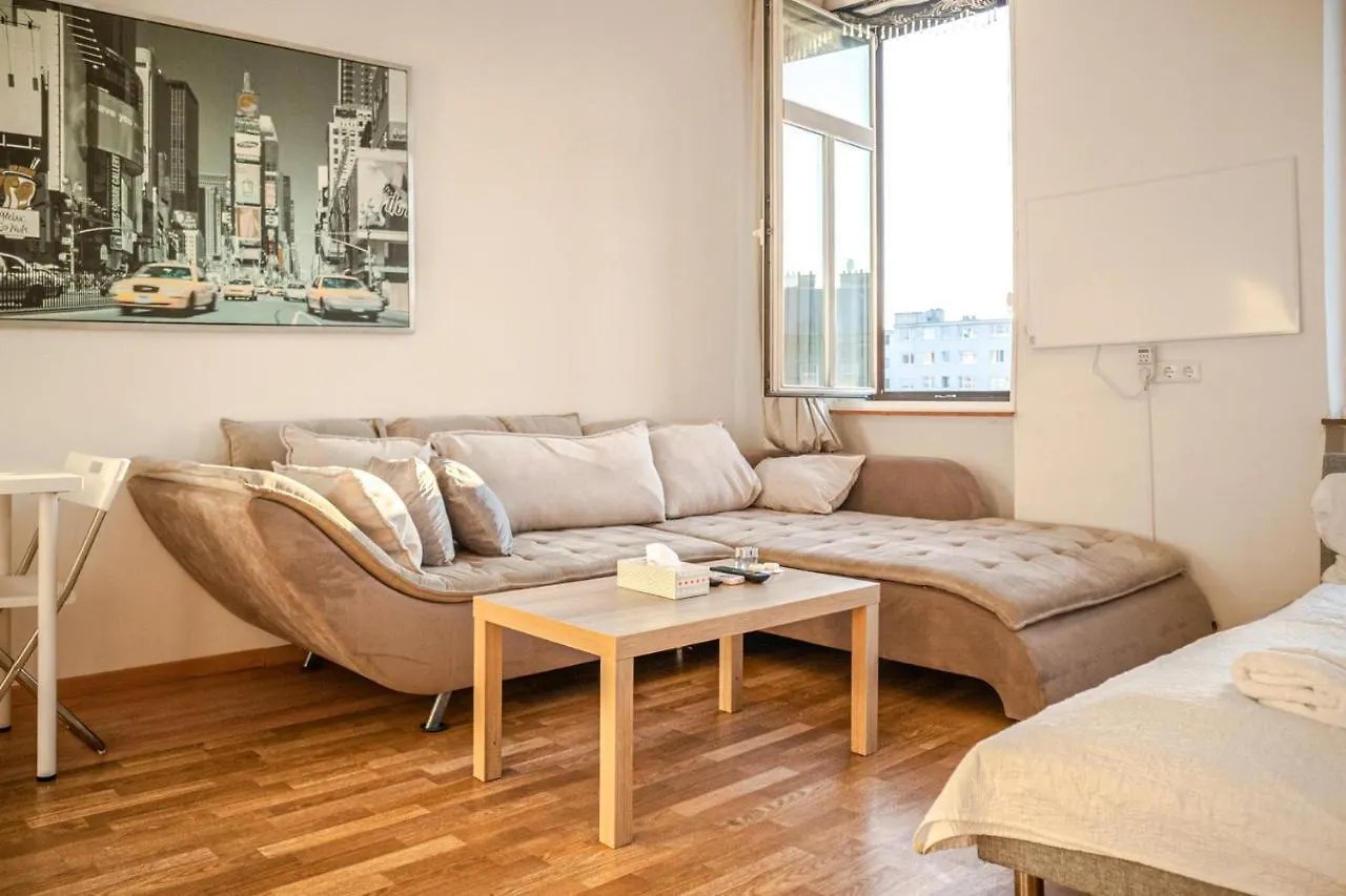 Joyful 2Br Apt. @ Millenium Tower And The Danube Vienna